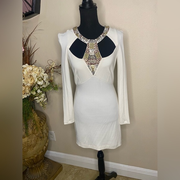 VENUS Dresses & Skirts - Venus Beaded Goddess Style White Dress!  Size 2